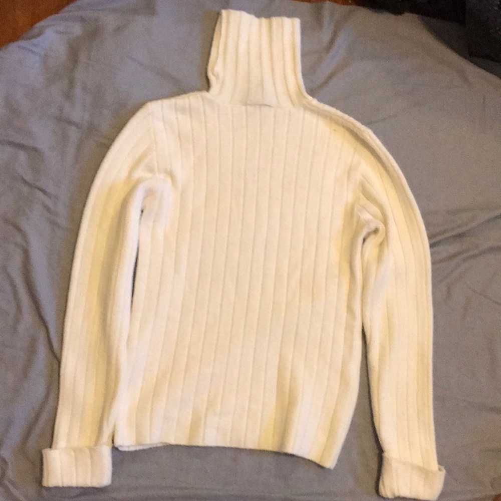It’s our time turtle neck sweater$4finale sale⭐️